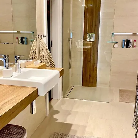 アパート Panorama Apartman ボイニツェ