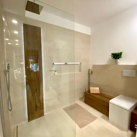 Panorama Apartman アパート *